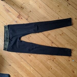 Gymshark black leggings, squat proof, small